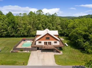 9104 S County Road 450 Rd W, English, IN 47118