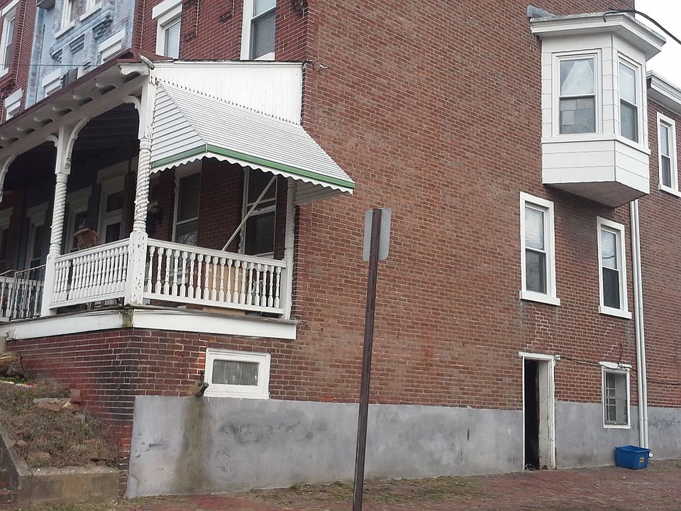 2nd image of 100 Haws Ave