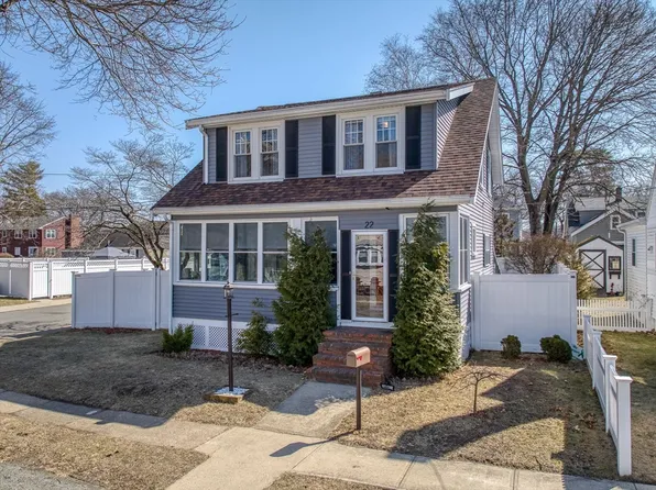 22 Glendale Ave, Peabody, MA 01960