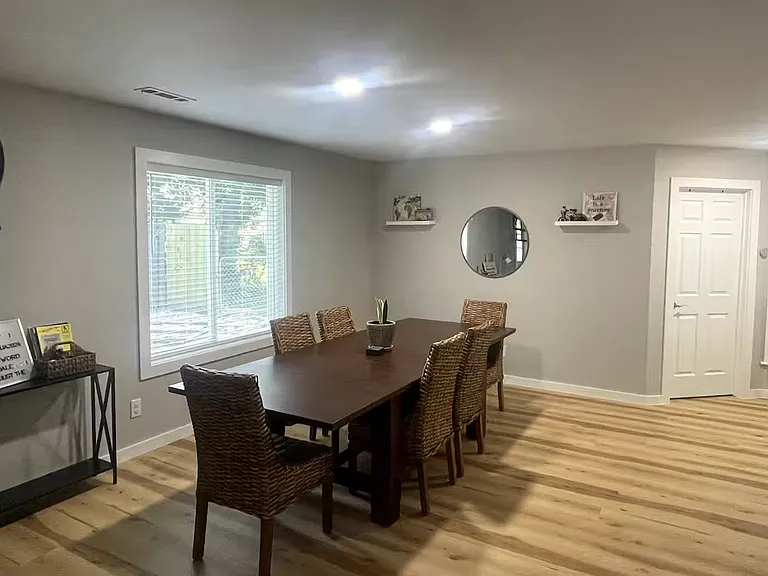 1224 W Huntsville Ave #2 — Photo 8