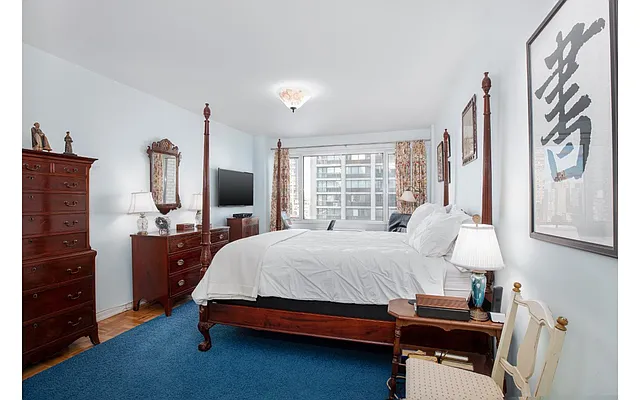 Rented by Douglas Elliman | media 4