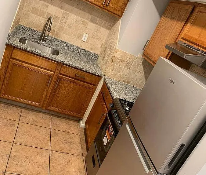 406 W Walnut Ln #2B — Photo 8