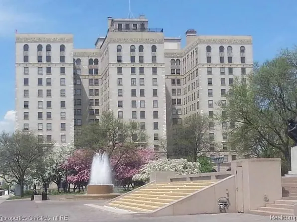 15 E Kirby St, Detroit, MI