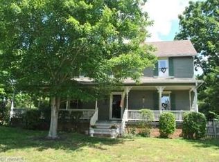 2855 Middlebrook Dr, Clemmons, NC 27012