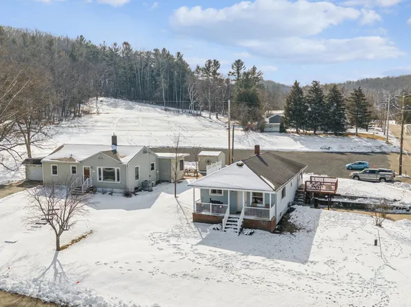 109 E Winter Ave, Elmwood, WI 54740