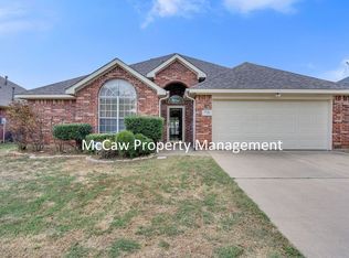 7721 Cypress Club Dr, Fort Worth, TX 76137