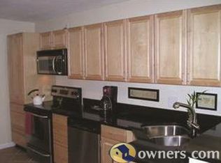 1486 Lake Knoll Dr, Lake Saint Louis, MO 63367