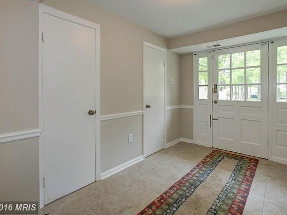 3rd image of 4515 Squiredale Sq
