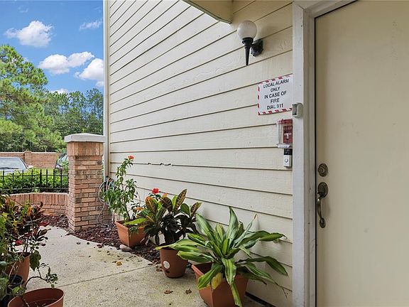 4th image of 5014 Laguna Bay Cir APT 111