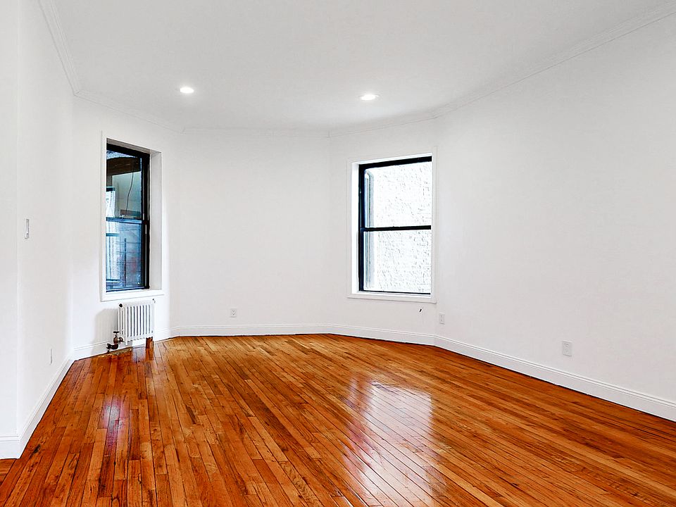 1st image of 126 W 139th St #2