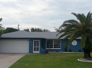 2412 Country Club Blvd, Cape Coral, FL 33990