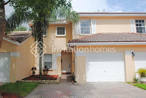 5307 NW 90th Ave Photo 1