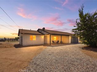 11835 6th St, Hesperia, CA 92345