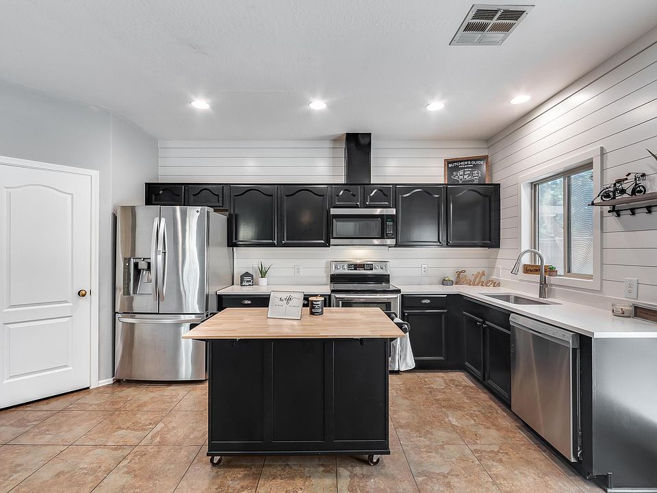 Remodeled Kitchen with Pantry