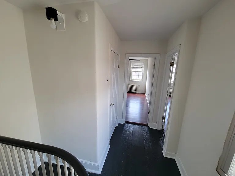 419 Fairmount Ave #B — Photo 32