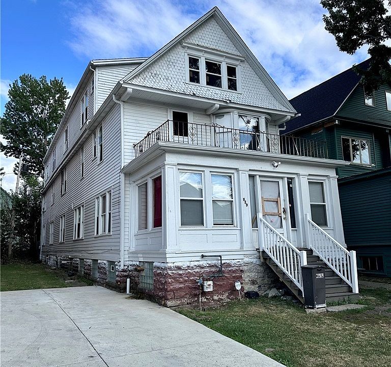 1st image of 829 Fillmore Ave