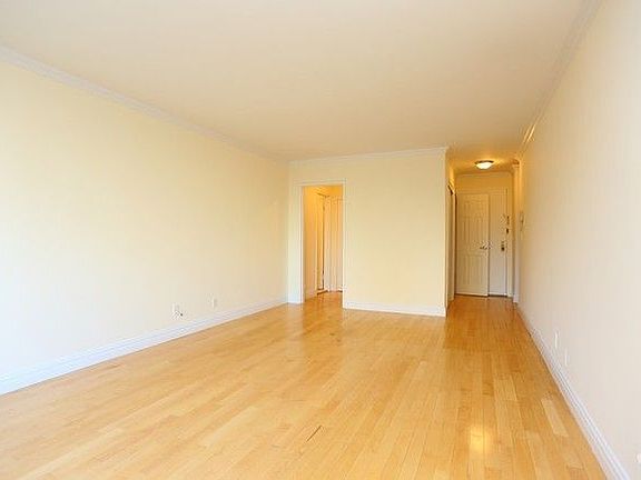4th image of 784 Columbus Ave APT 4L