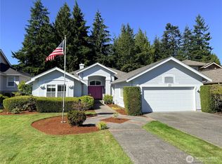 31 Sea Vista Pl, Port Ludlow, WA 98365