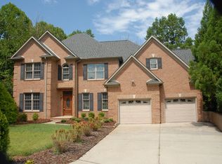 1104 Shalimar Ct, High Point, NC 27262