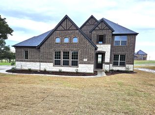 232 Yowell Rd, Whitesboro, TX 76273