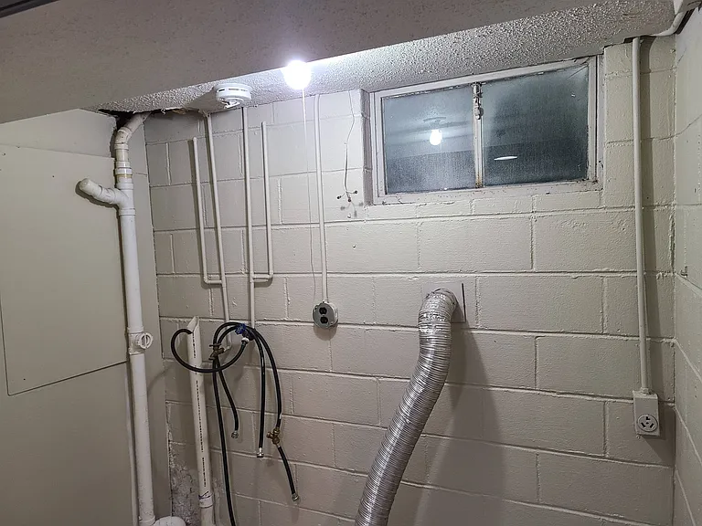 1804 Southlawn Dr #B — Photo 11