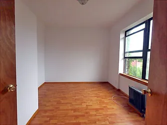 Rented by New York Residence