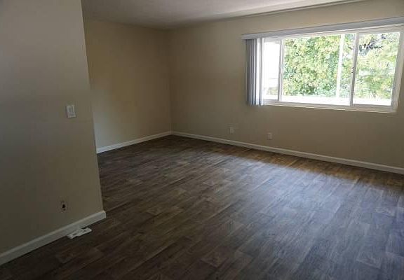 4th image of 1450 San Antonio Ave APT 5