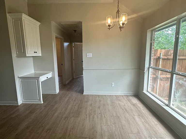 103 N Point Dr — Photo 5