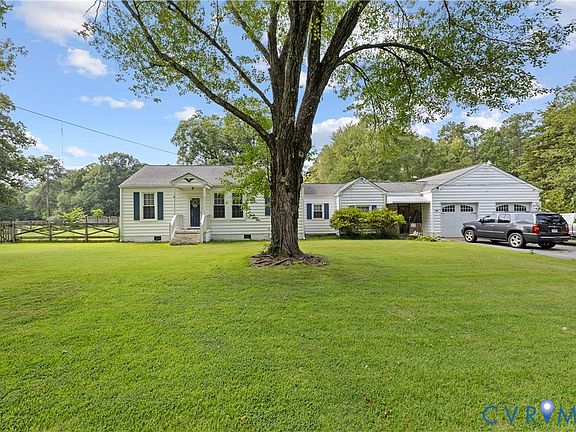 3rd image of 3215 Greenwood Ct