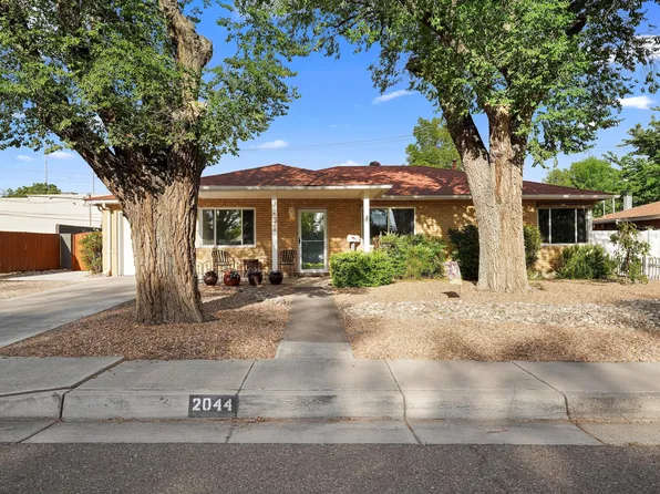 2044 Wisconsin St NE, Albuquerque, NM 87110