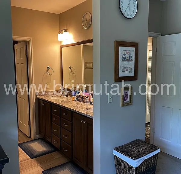940 S Donner Way #290 — Photo 13