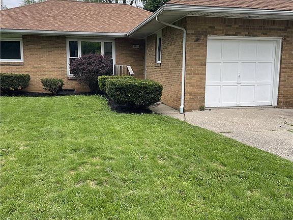 3rd image of 321 Grimsby Rd