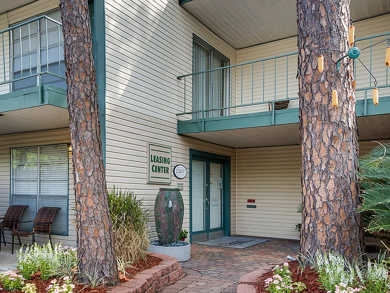 Leasing Office