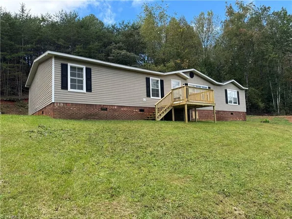 315 Marshall Farm Rd, Mount Airy, NC 27030