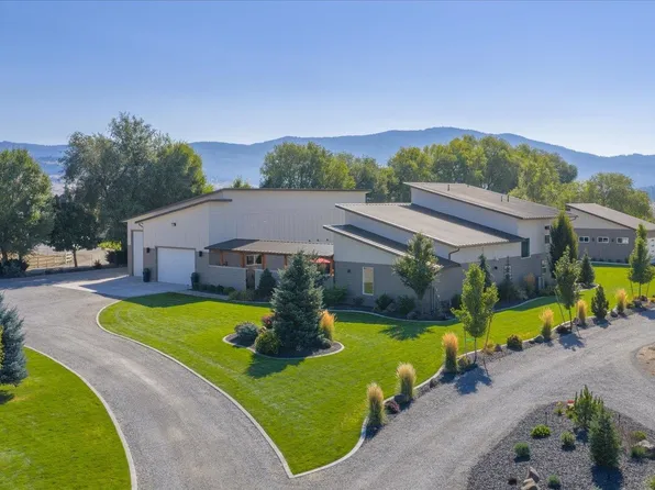 19020 E 8th Ave, Greenacres, WA 99016