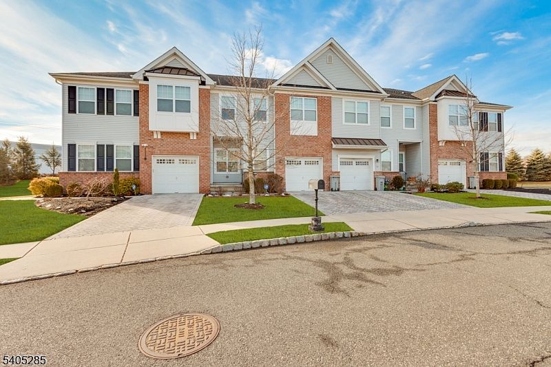 1st image of 22 Clifford Cir