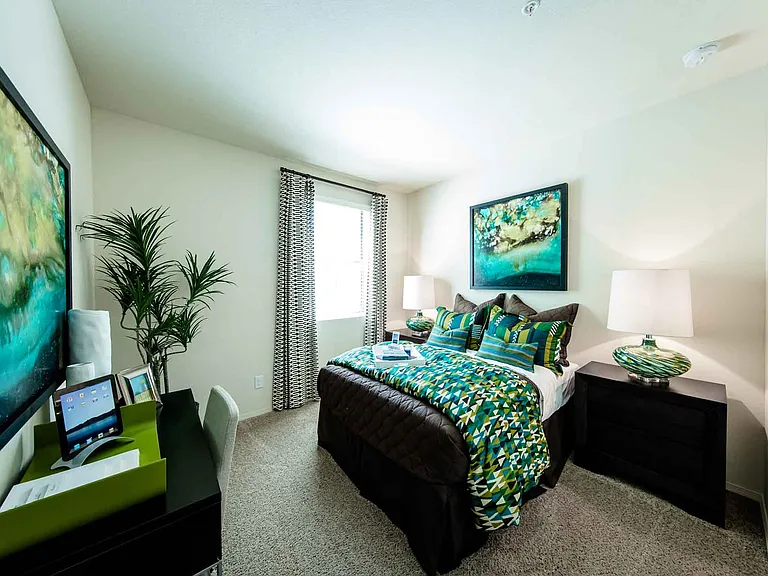 CHANDLER APARTMENT HOMES — Photo 5