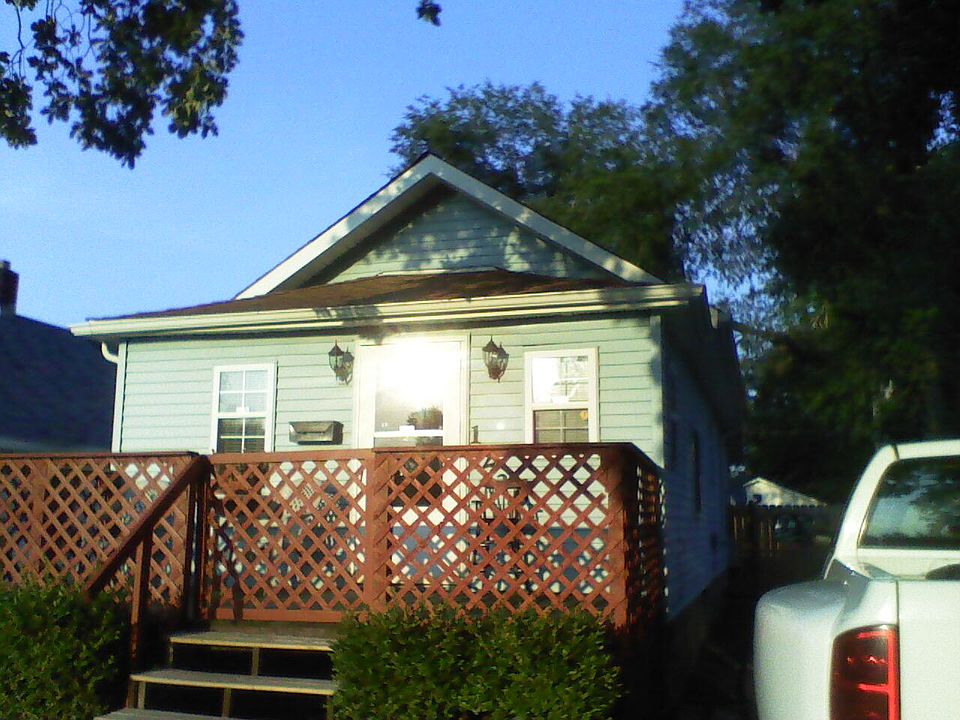 2nd image of 1236 S Jay St