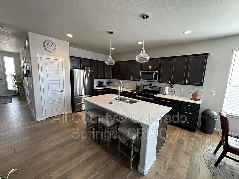 5755 Marlee Dr — Photo 9