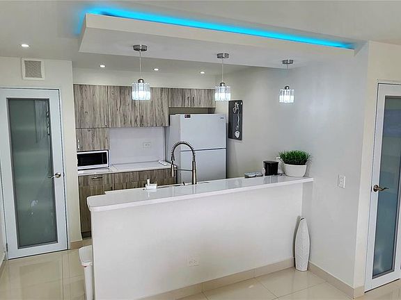 4th image of Esperanza st. SANDY HILLS #16G