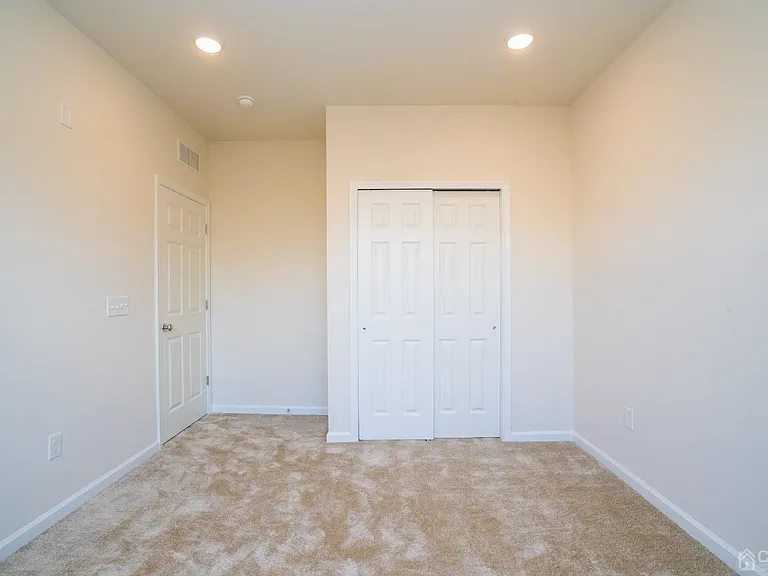 218 Peyton Pl — Photo 17