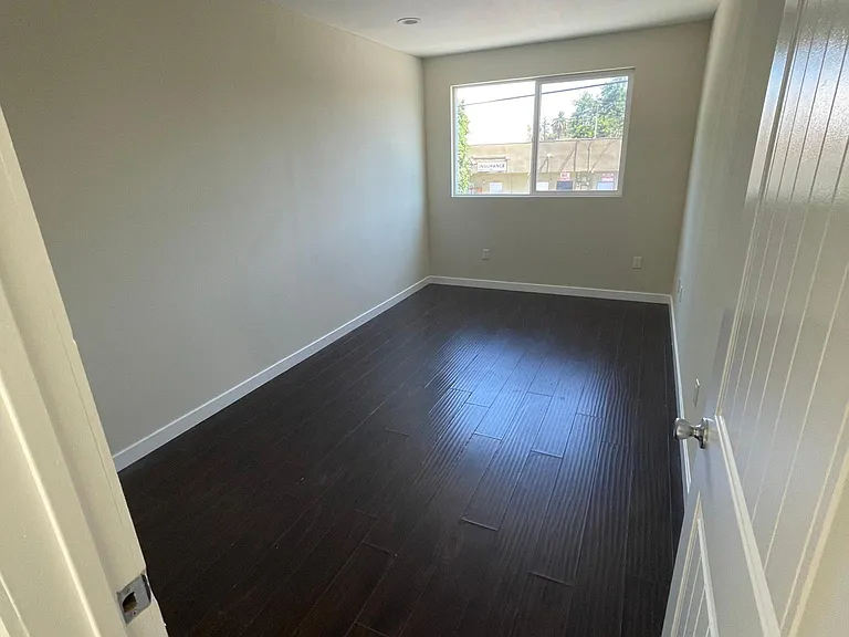 14629 Friar St #3 — Photo 13