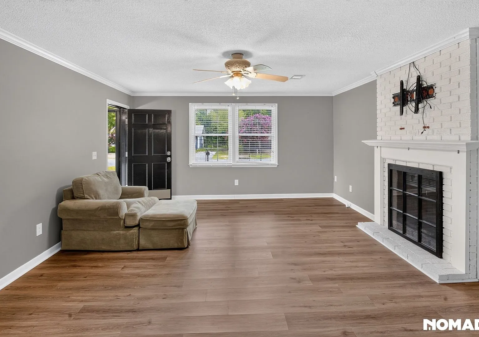 Charming 3BR House in Lexington — Photo 3