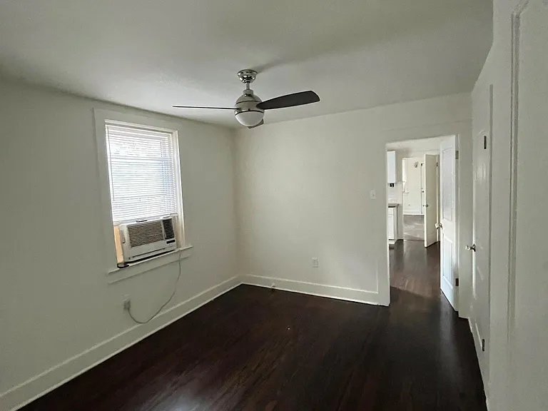 522 Aurora Ave — Photo 7
