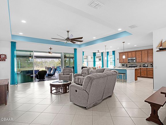 5th image of 193 Island Breeze Ave