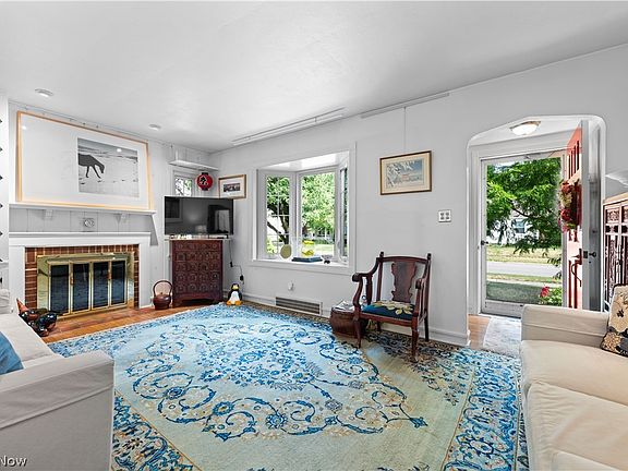 2nd image of 125 Jacqueline Dr