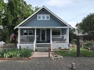 122 W Sprague St, Echo, OR 97826