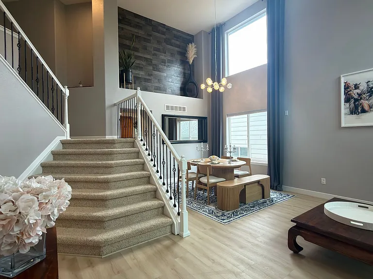 5811 Auburn Dr — Photo 3