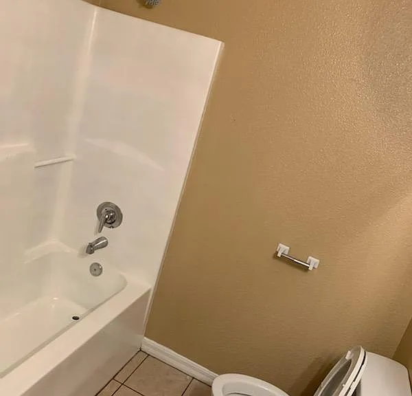 7621 County Road 2193 — Photo 10