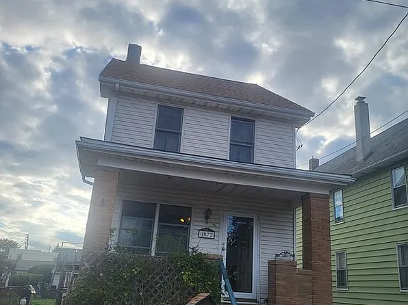 1072 N Locust St, Hazle Township, PA 18202